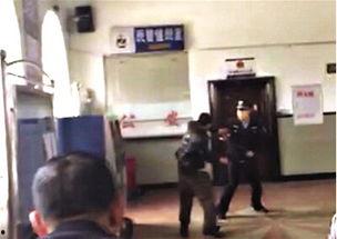 南宁楼道爆料案件最新,惊曝邻里纠纷背后的惊人真相 第1张 南宁楼道爆料案件最新,惊曝邻里纠纷背后的惊人真相 第1张